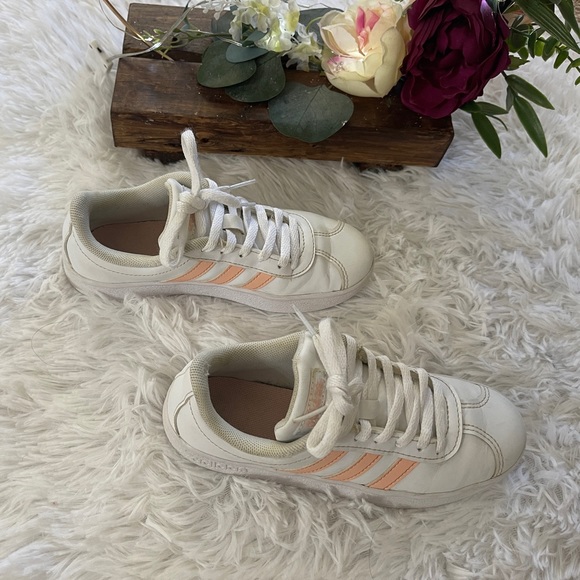 Adidas - Picture 4 of 7